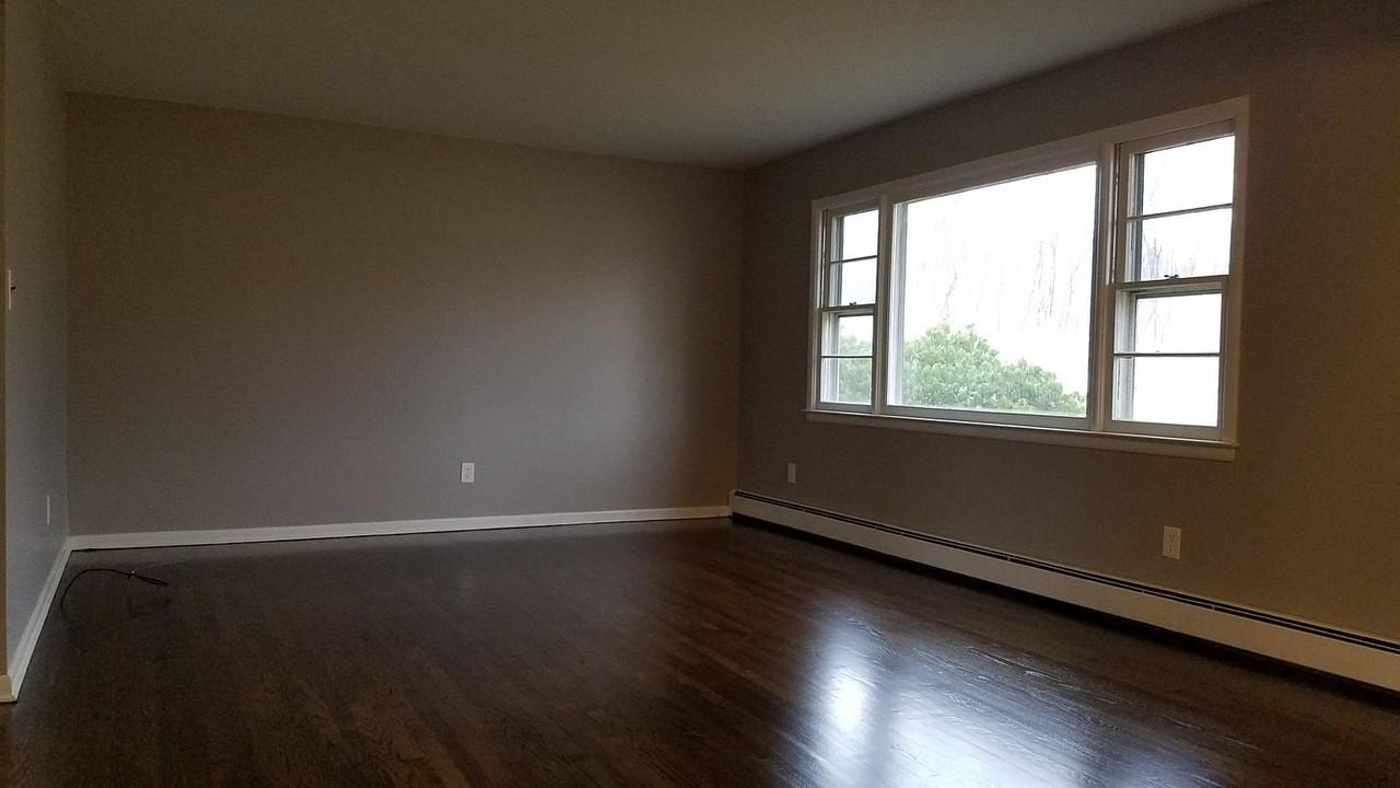 20 Rosemary Ln - Photo 7 of 15