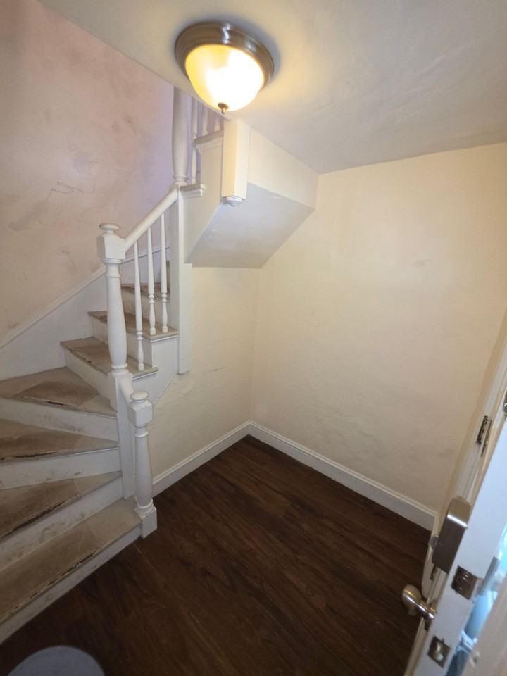 295 Providence St #2ndFL - Photo 3 of 19