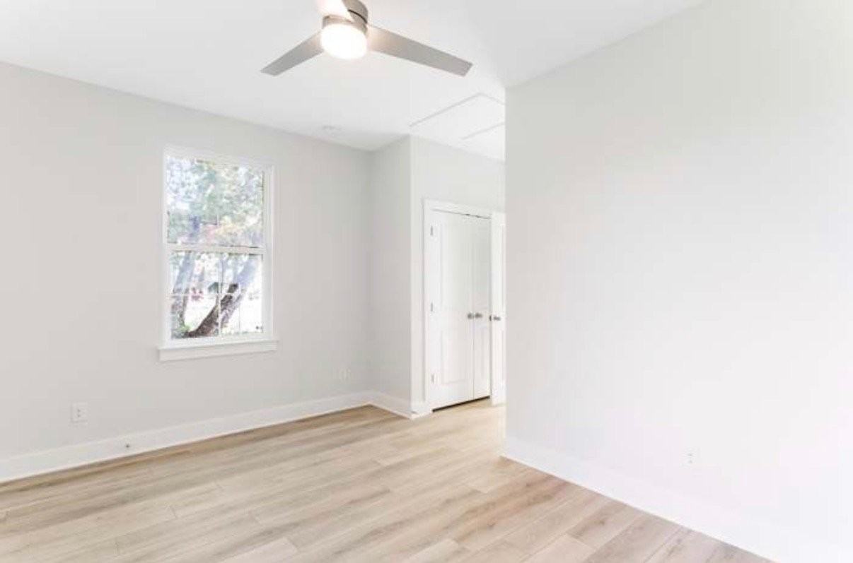 2015 Hugo Ave - Photo 4 of 8