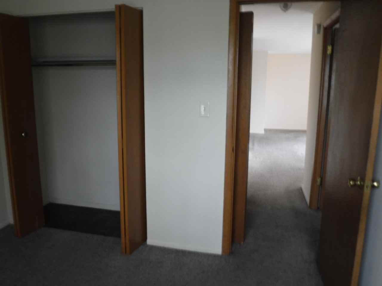 1277 Cove Ave #502 - Photo 5 of 9
