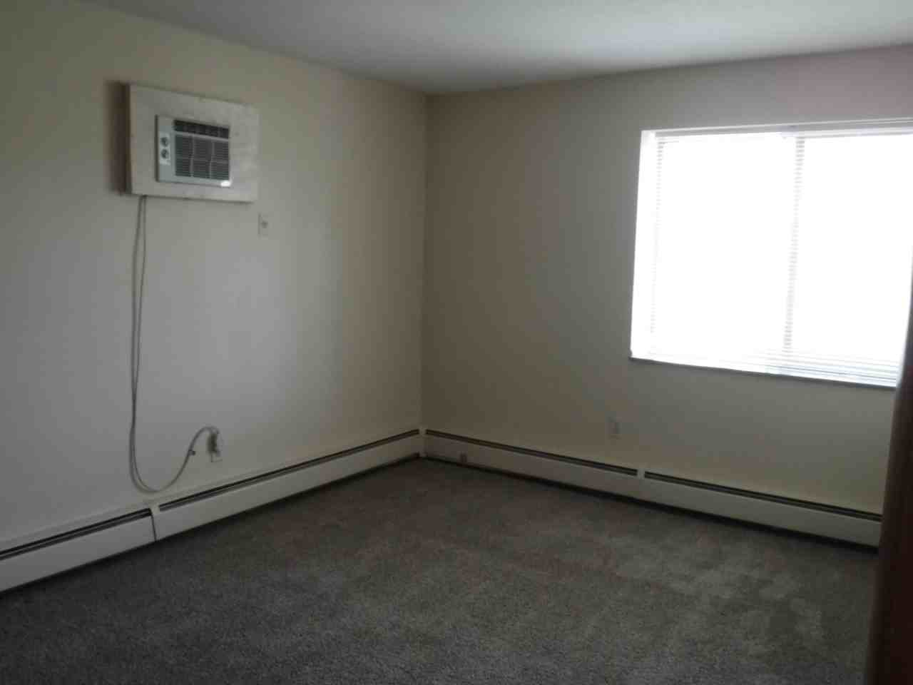 1277 Cove Ave #502 - Photo 6 of 9