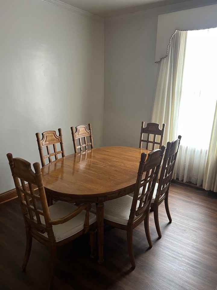 550 Elm St - Photo 7 of 9