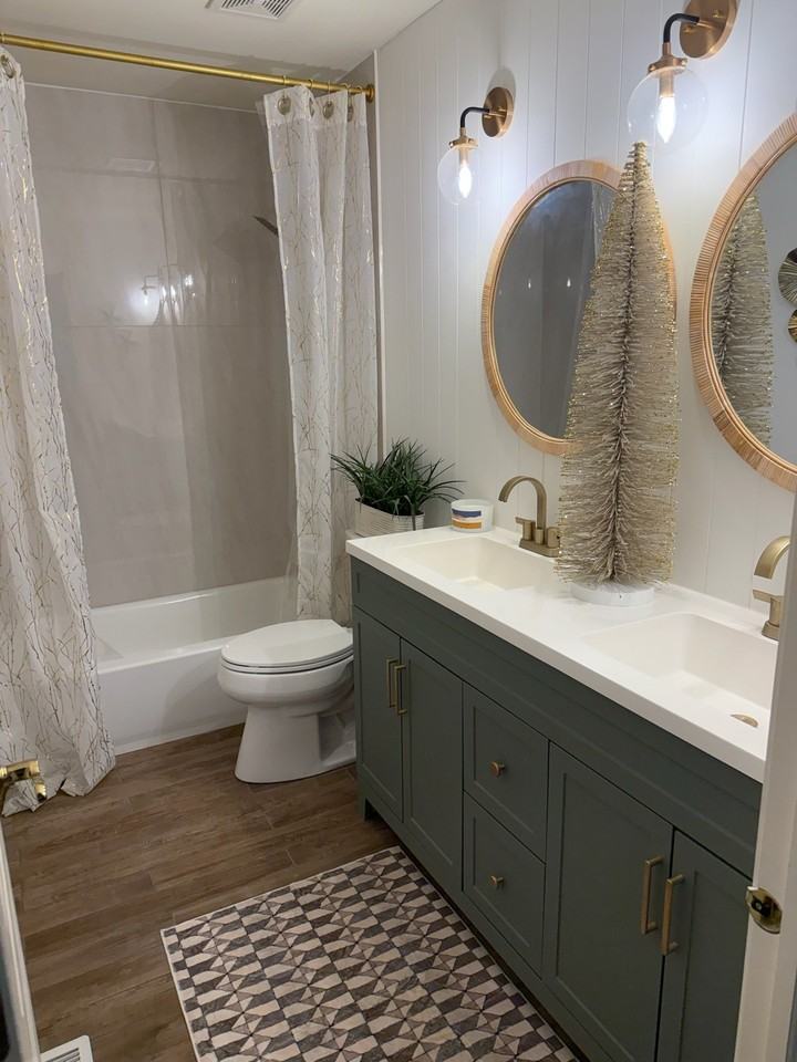 2827 Waterfront Ave - Photo 2 of 3