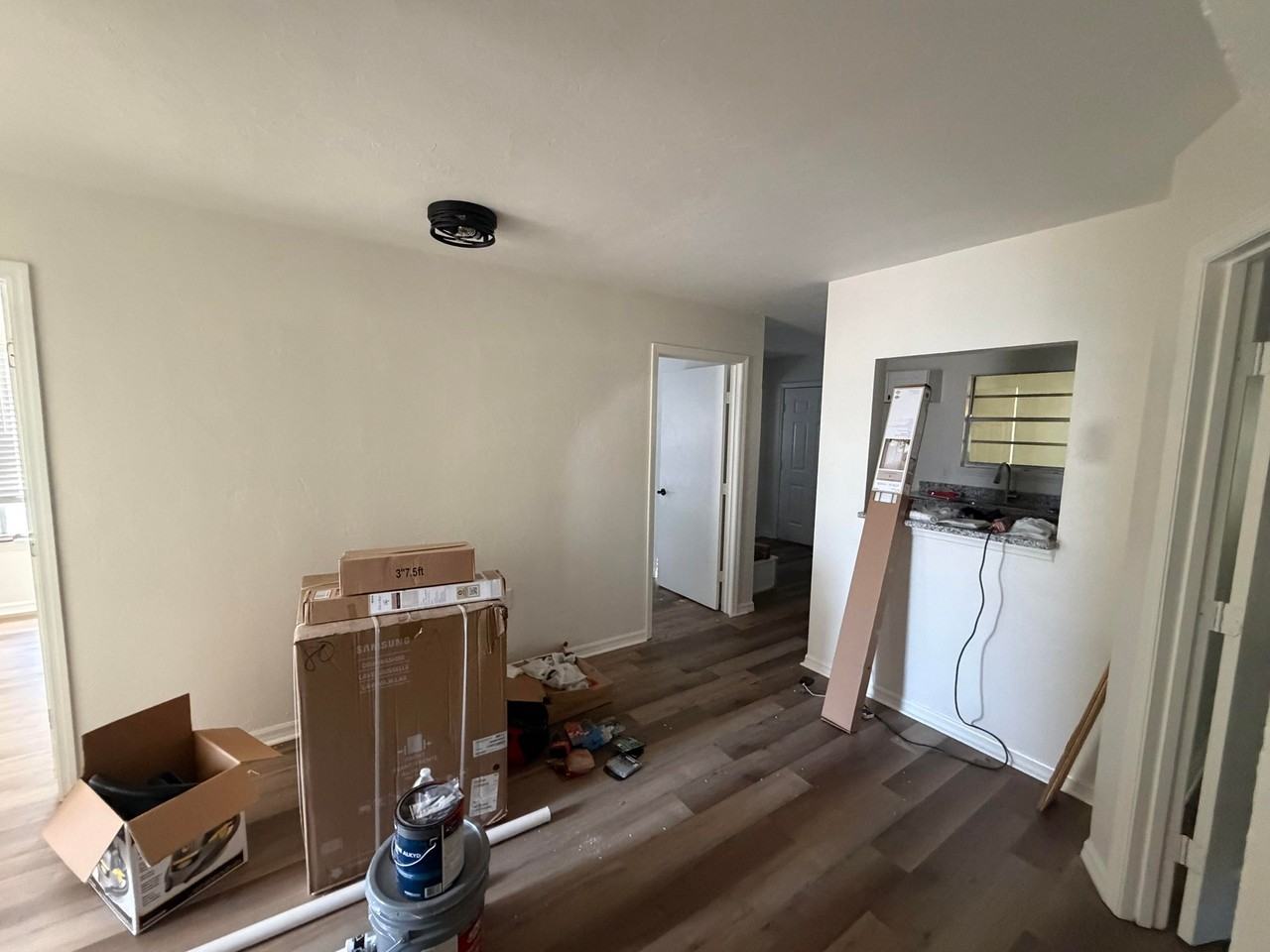 1215 Nw 6th Pl - Photo 2 of 12