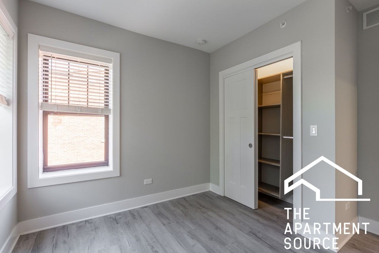 1133 Oak Ave