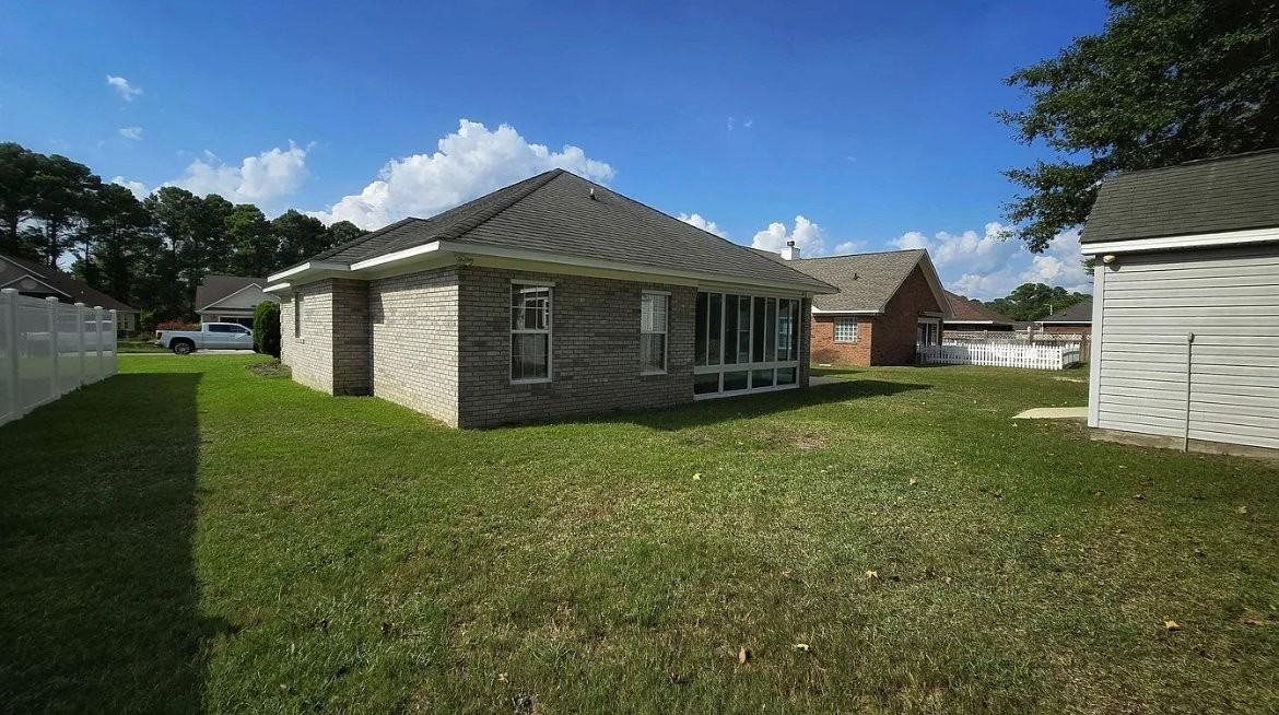 4091 Lakeshore Dr - Photo 5 of 39