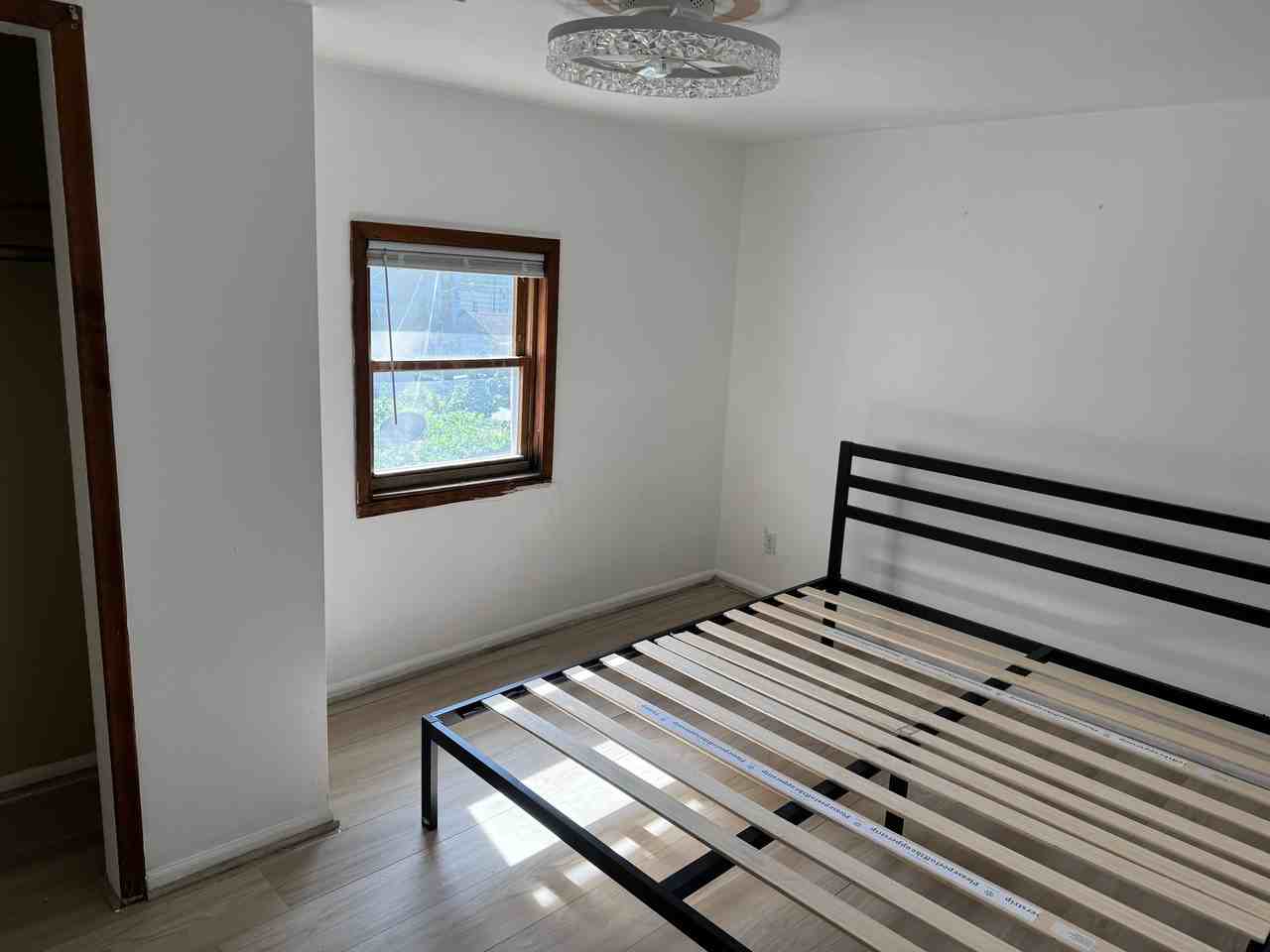 2352 Poland St - Photo 3 of 6
