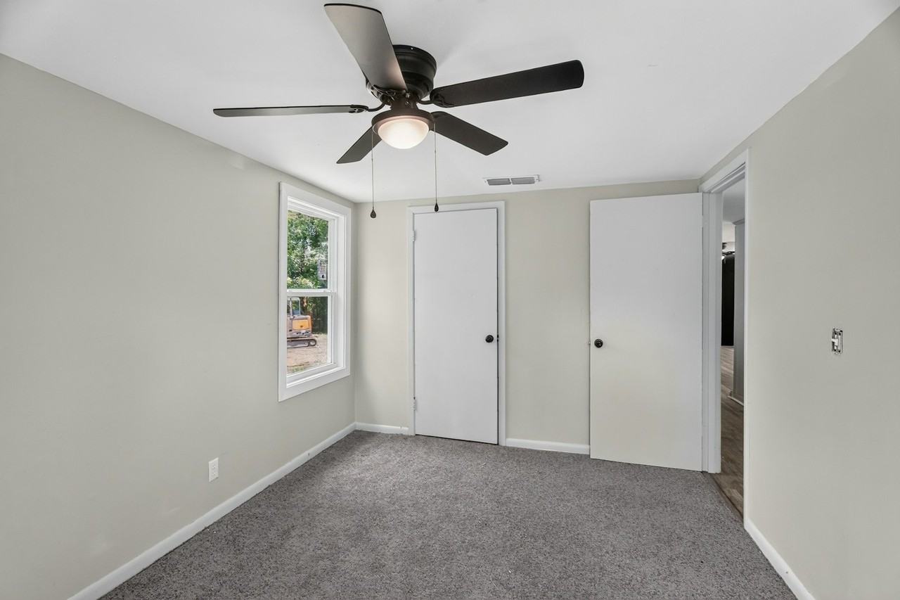 902 George Hill Road - Photo 6 of 11