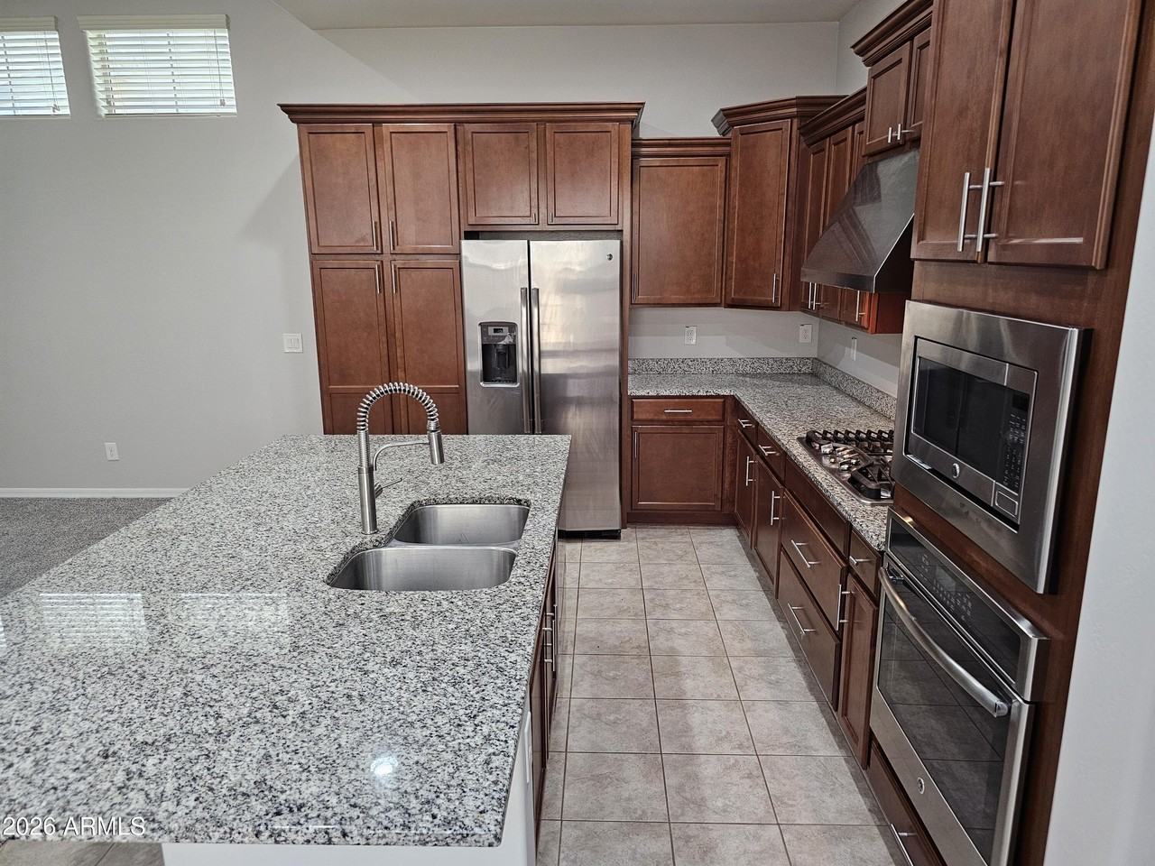 2253 S Wallrade Ln - Photo 3 of 26
