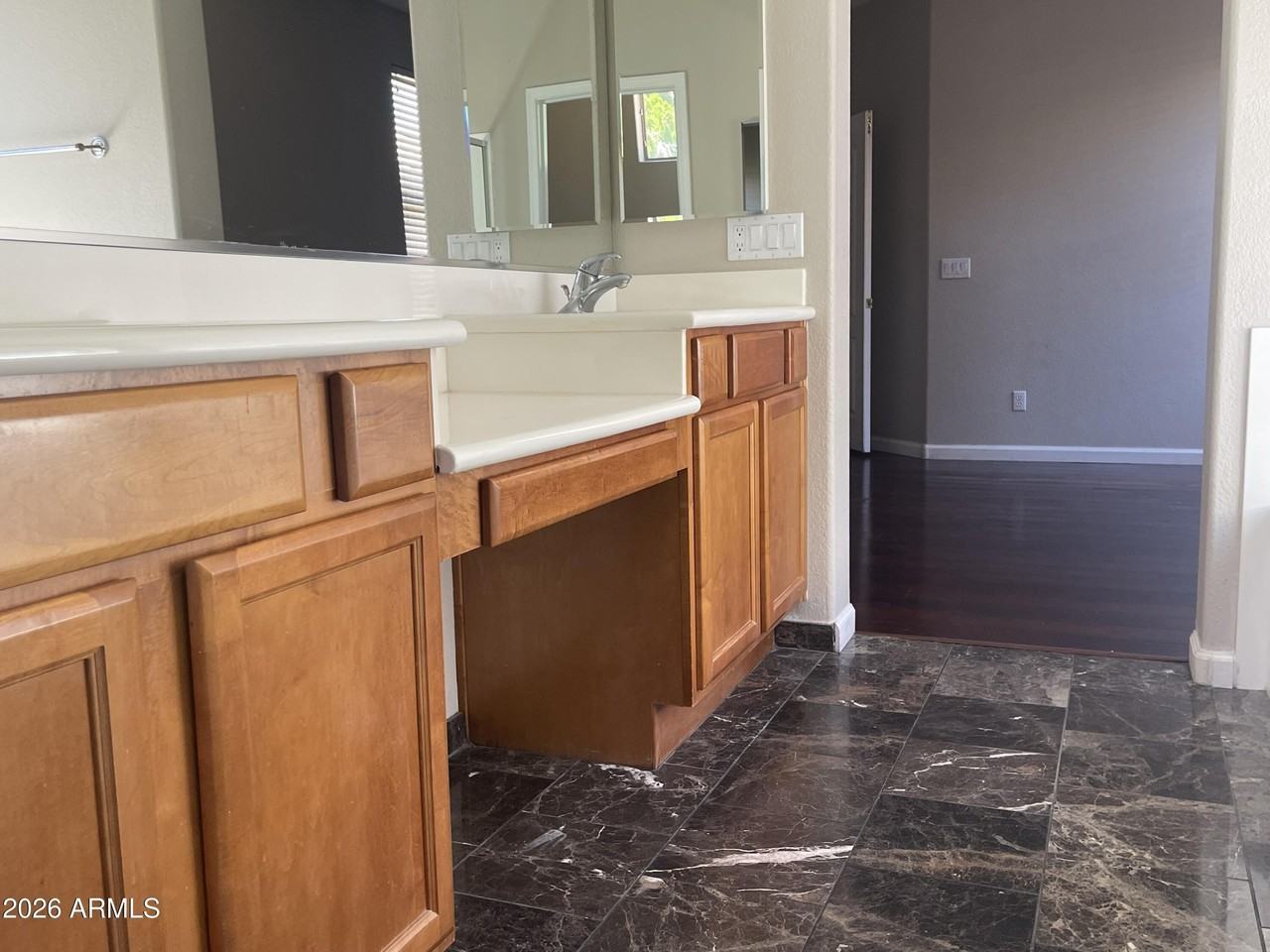 844 S Roca Ct - Photo 5 of 5