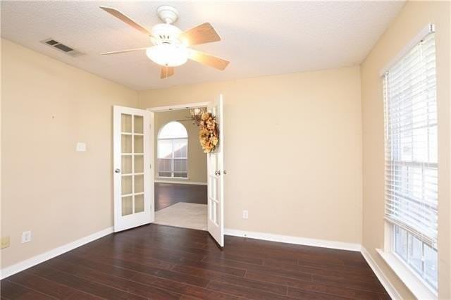1618 Shylock Dr - Photo 3 of 18