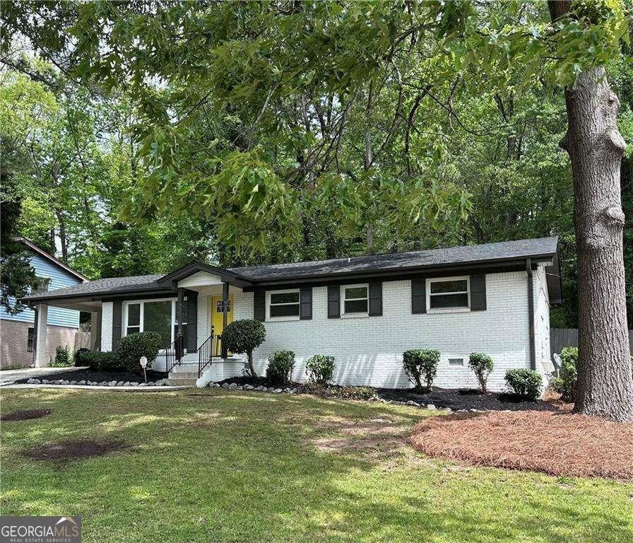 4396 Greenleaf Cir Sw - Photo 2 of 20