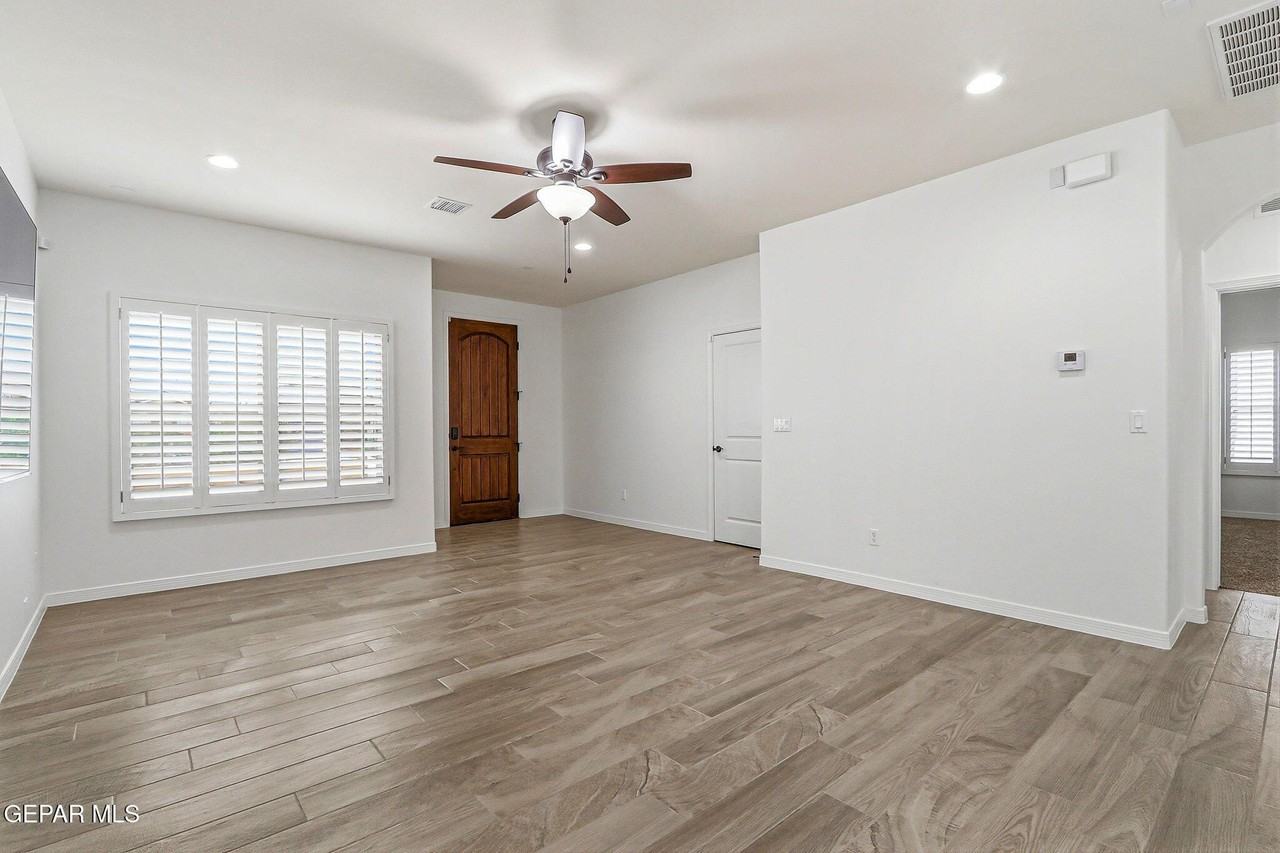 13106 Kington Ave - Photo 7 of 31