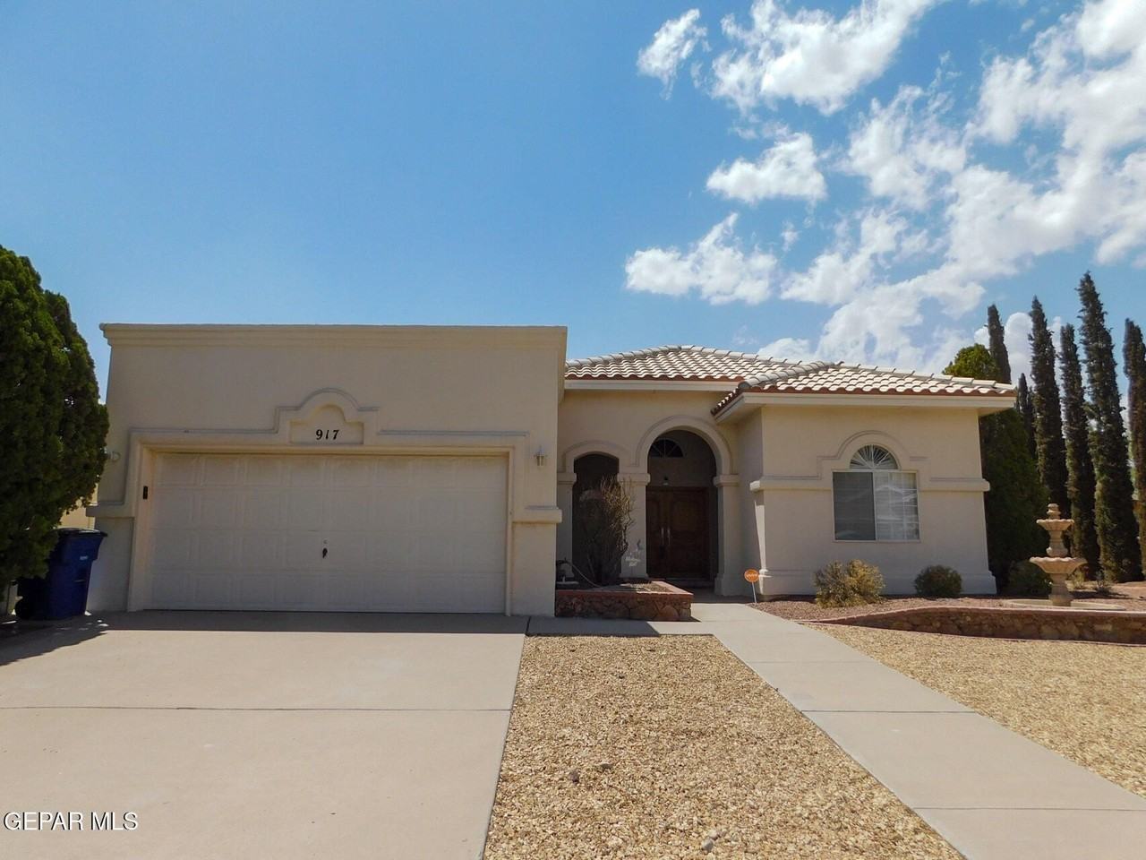917 Tecate Pl - Photo 4 of 47
