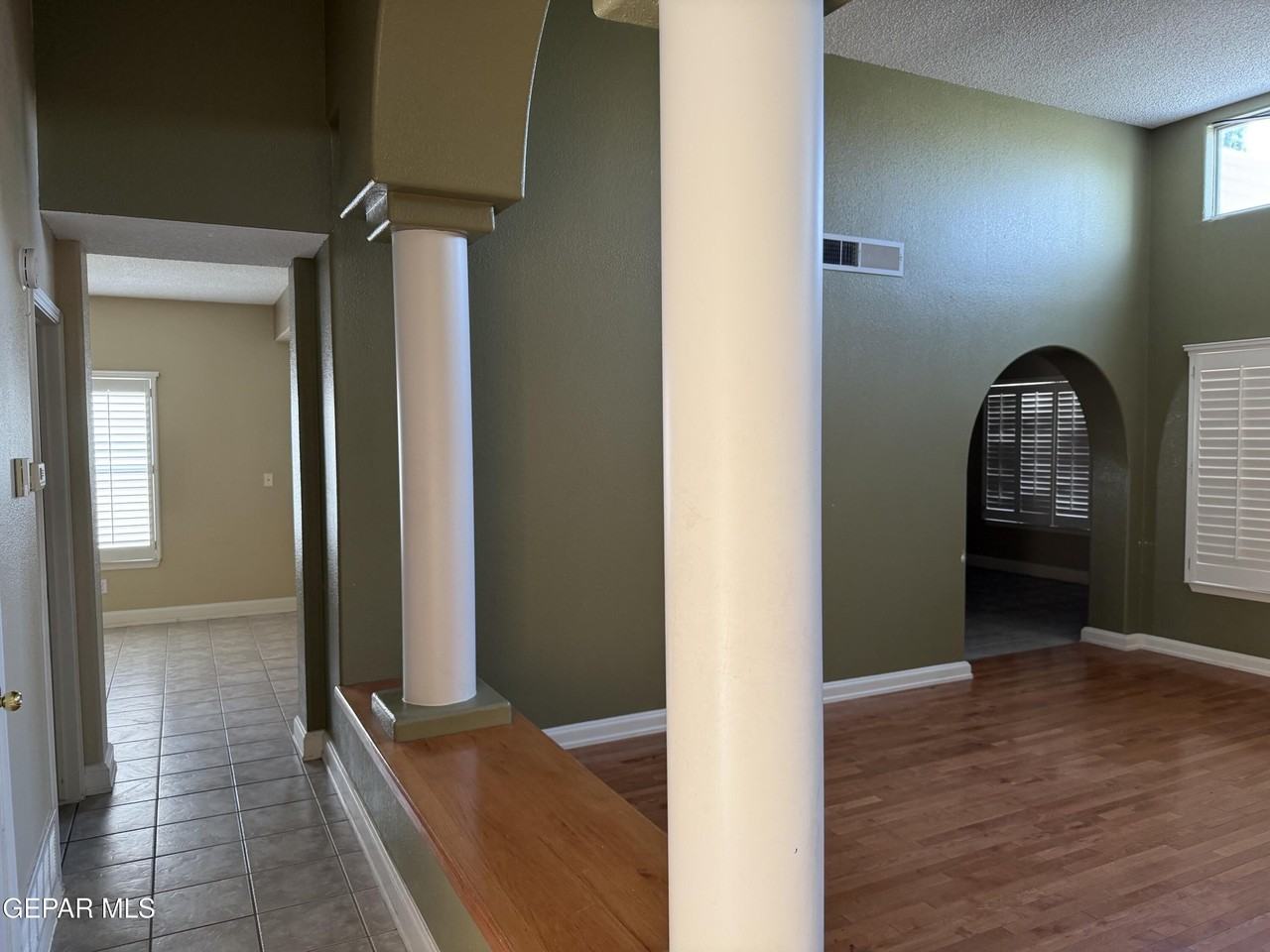 917 Tecate Pl - Photo 7 of 47