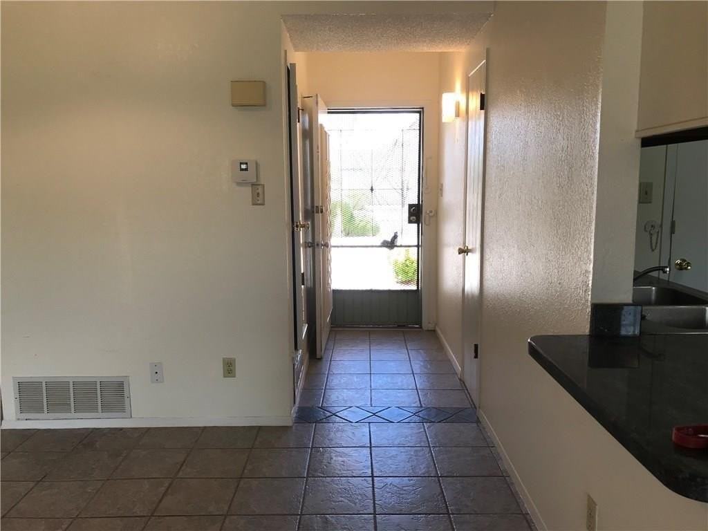 8500 Lakehurst Rd - Photo 3 of 25
