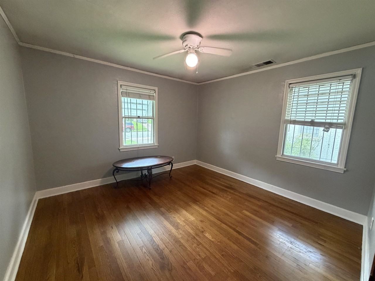 3588 Marion Ave - Photo 6 of 11