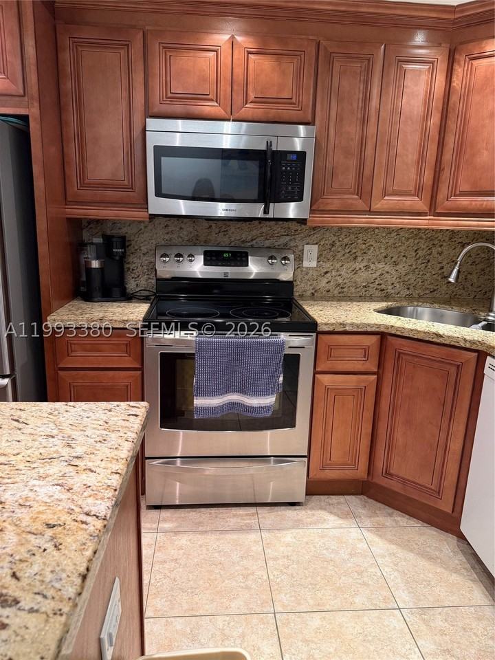 440 Paradise Isle Blvd #205 - Photo 7 of 18
