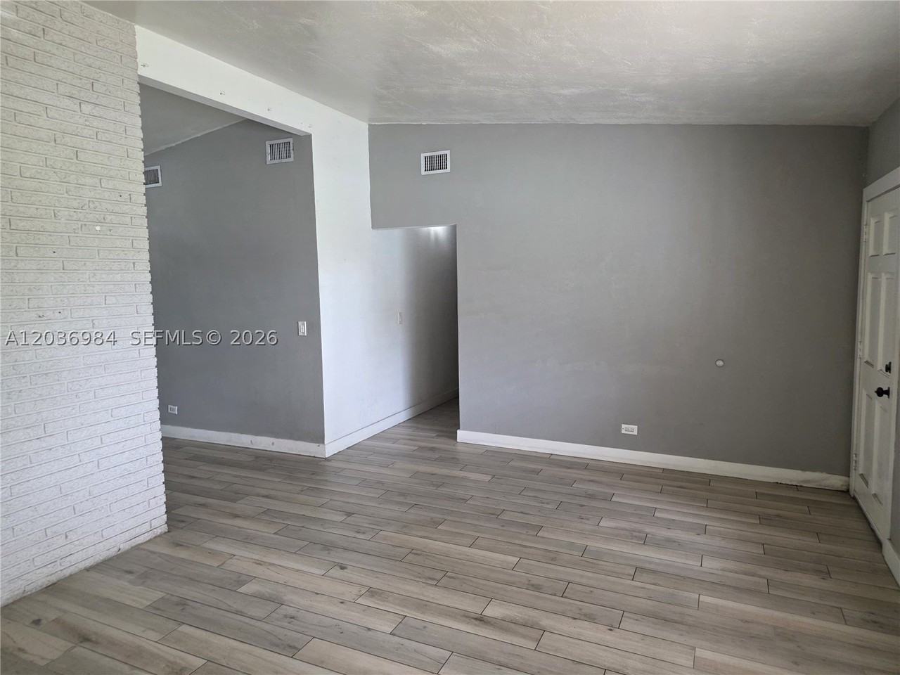 621 Sw 64th Way #1 - Photo 3 of 20