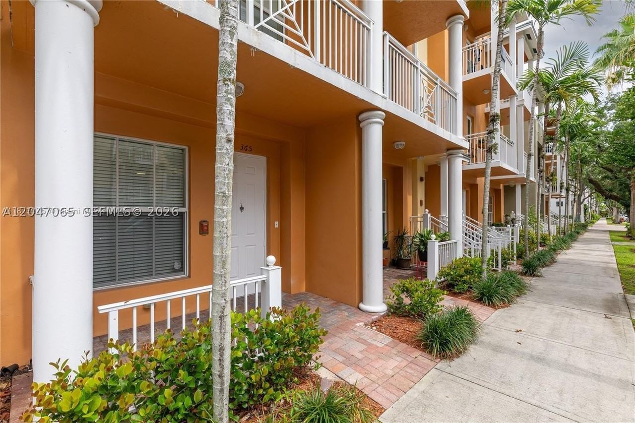 365 Sw 13th Ter