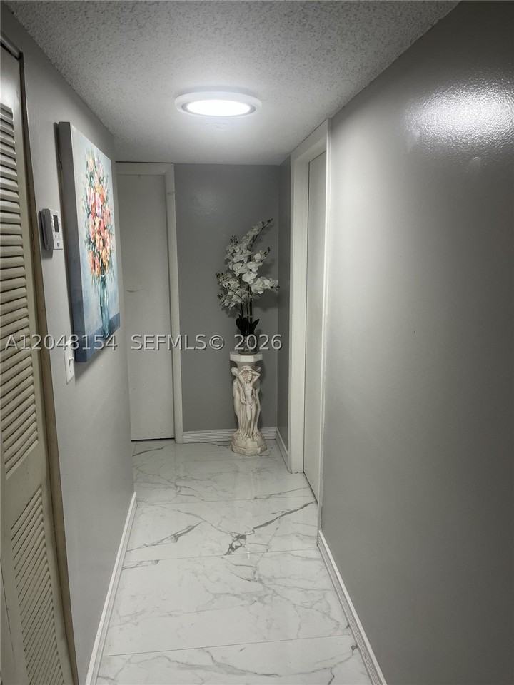 819 Ne 199th St #6-101 - Photo 6 of 10