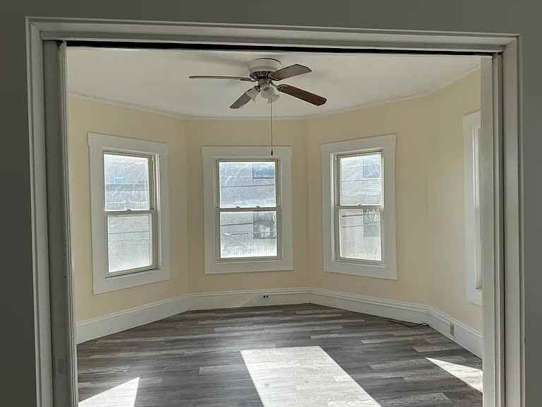 175 Phillips Ave #2 - Photo 3 of 4