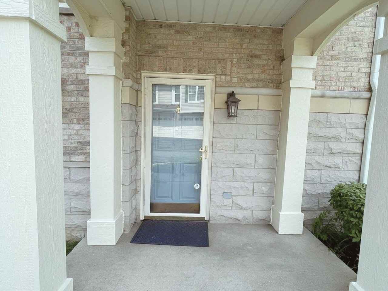 1388 Scarboro Rd #1103 - Photo 2 of 20
