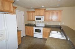 6110 Post St - Photo 3 of 7