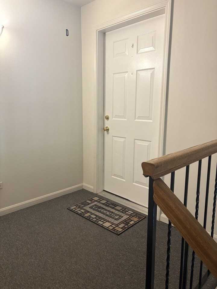 227 Brett Cir #D - Photo 4 of 29