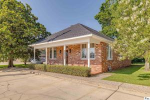 featured image of 315 N 5th St
