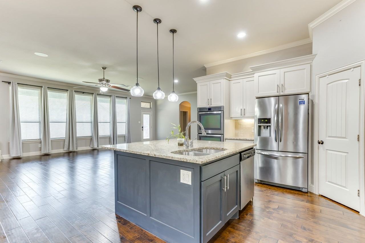 8241 Sandhill Crane Dr - Photo 6 of 18