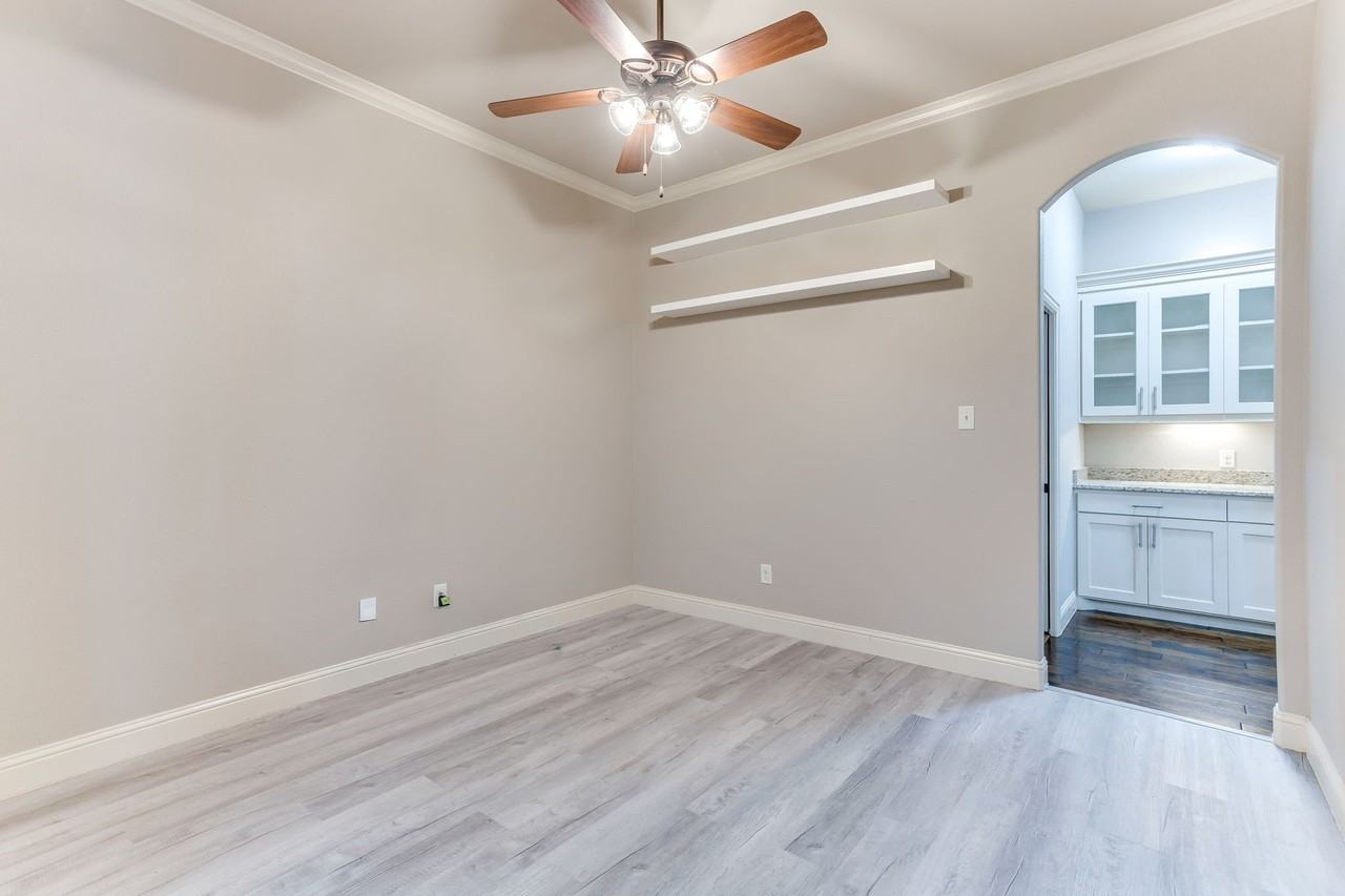 8241 Sandhill Crane Dr - Photo 7 of 18