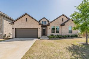 featured image of 1221 Coralberry Dr