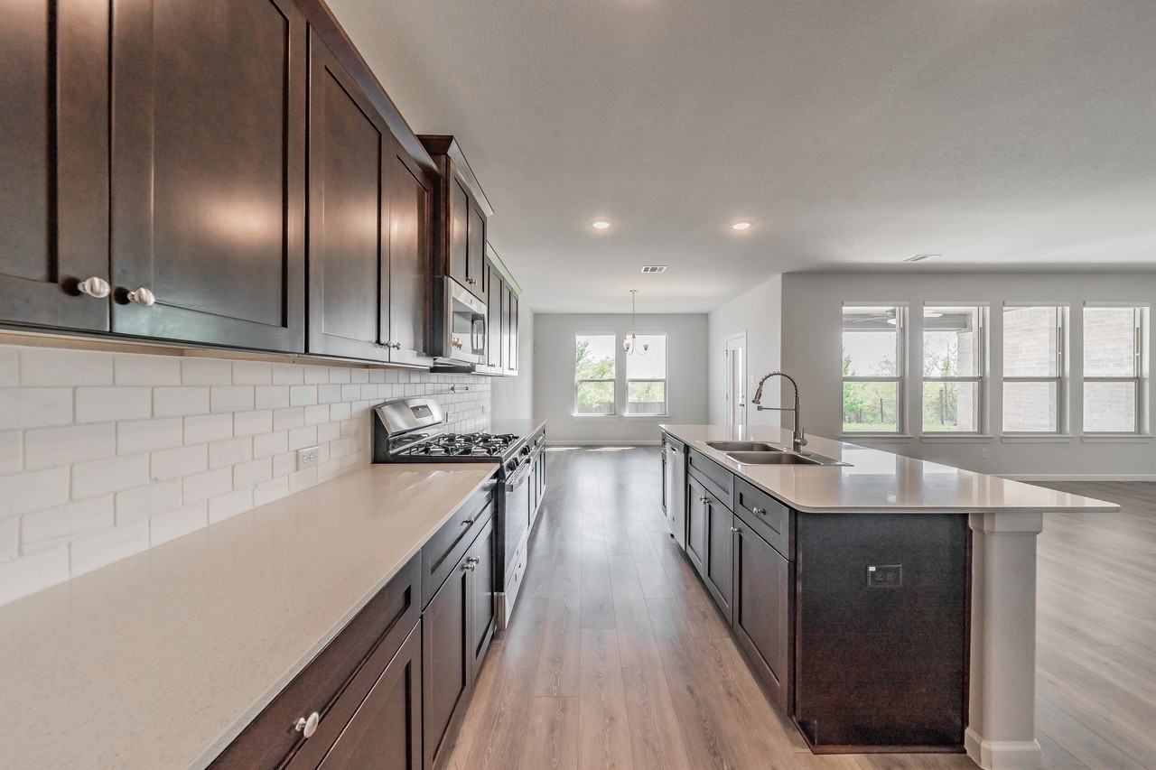 1221 Coralberry Dr - Photo 6 of 36