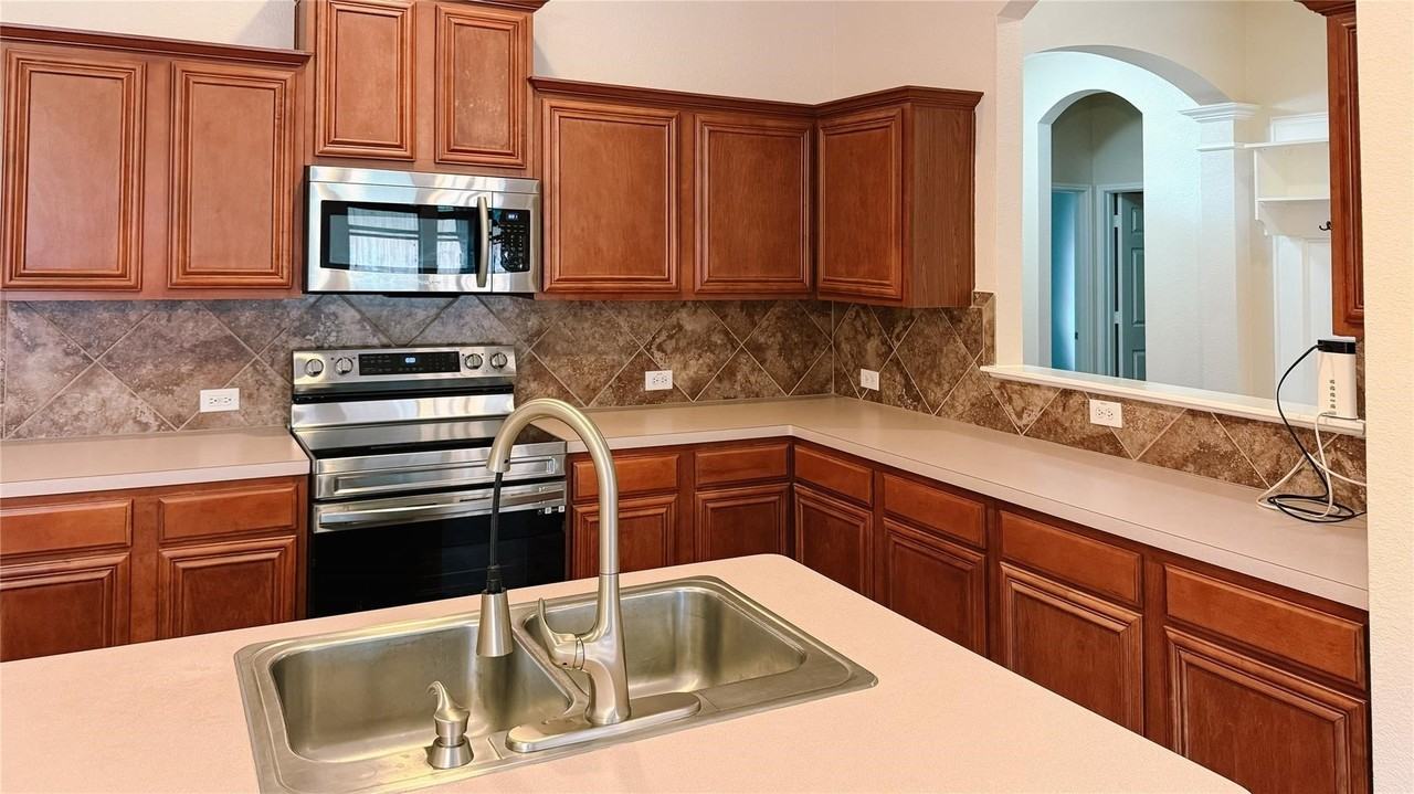 4308 Summer Star Ln - Photo 6 of 22