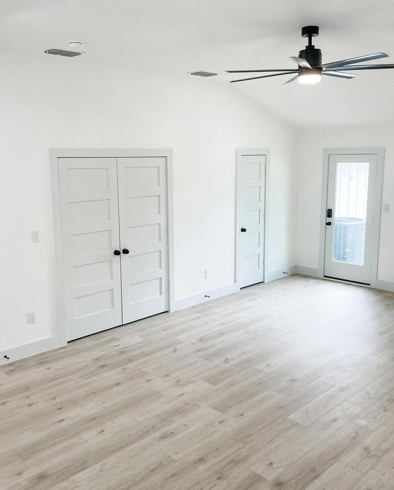 3211 N Central St - Photo 6 of 8