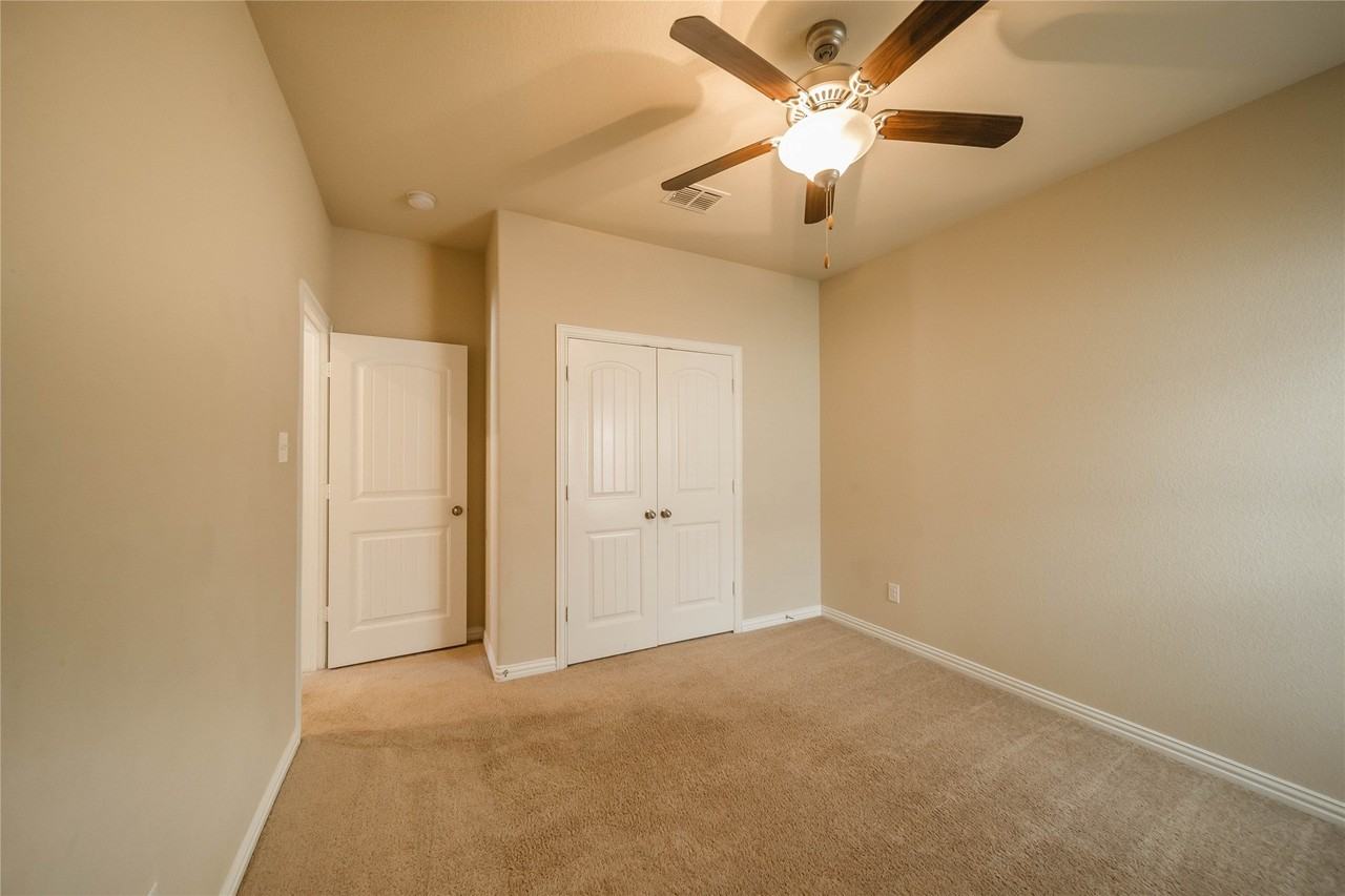 16704 Spence Park Ln - Photo 7 of 37
