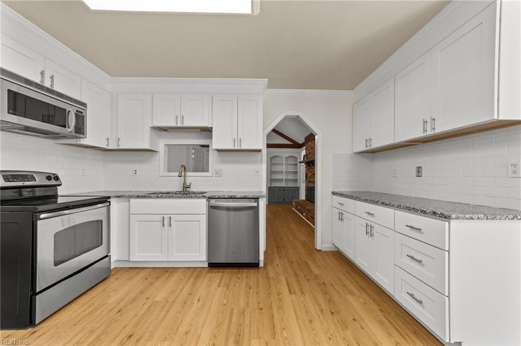 828 Jo Anne Cir - Photo 5 of 38