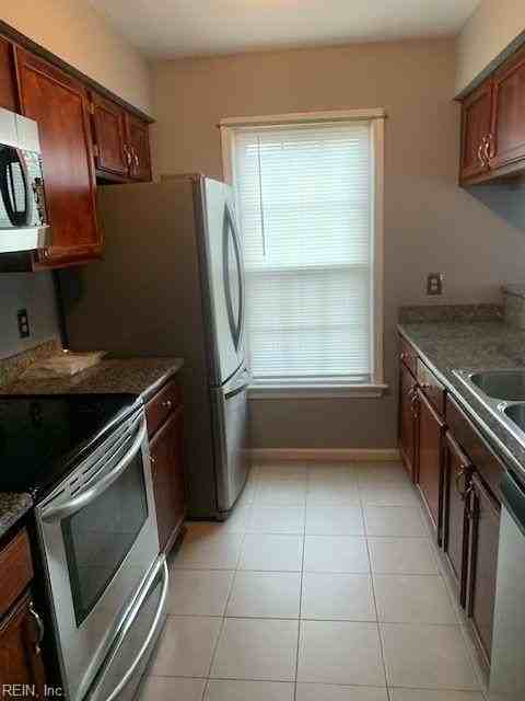 1433 Lake Huron Dr - Photo 7 of 15