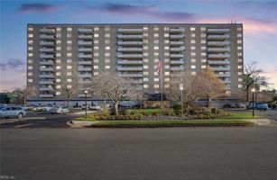 featured image of 7320 Glenroie Ave #4G