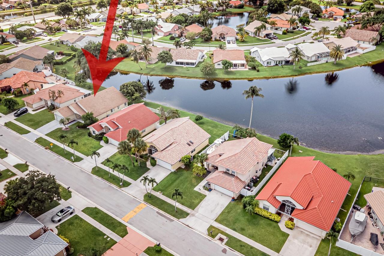 5148 Rosen Blvd - Photo 2 of 50