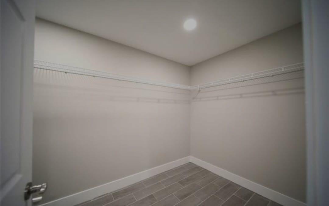 374 Pennfield St - Photo 6 of 13