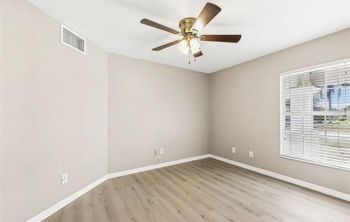 9792 Deerfoot Dr - Photo 5 of 12