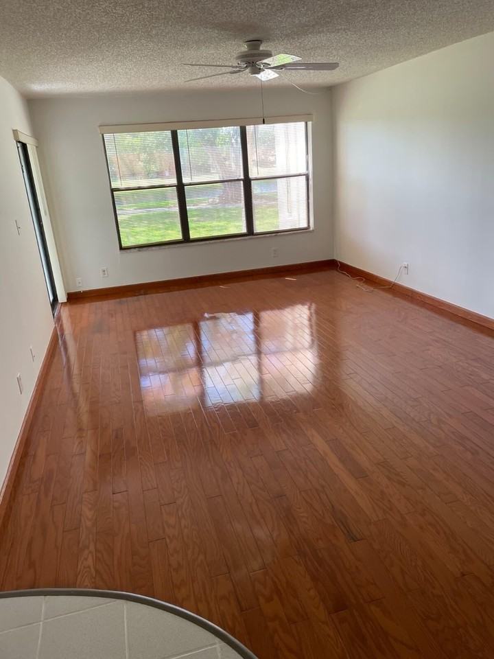 2322 S Cypress Bend Dr #110 - Photo 3 of 12