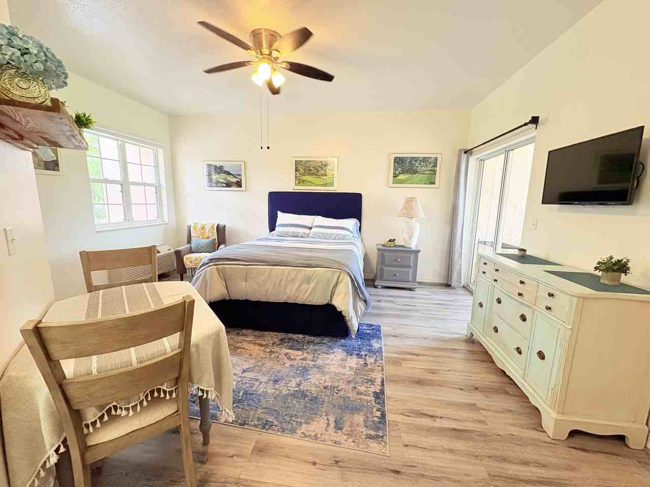 9821 Perfect Dr #B - Photo 3 of 19