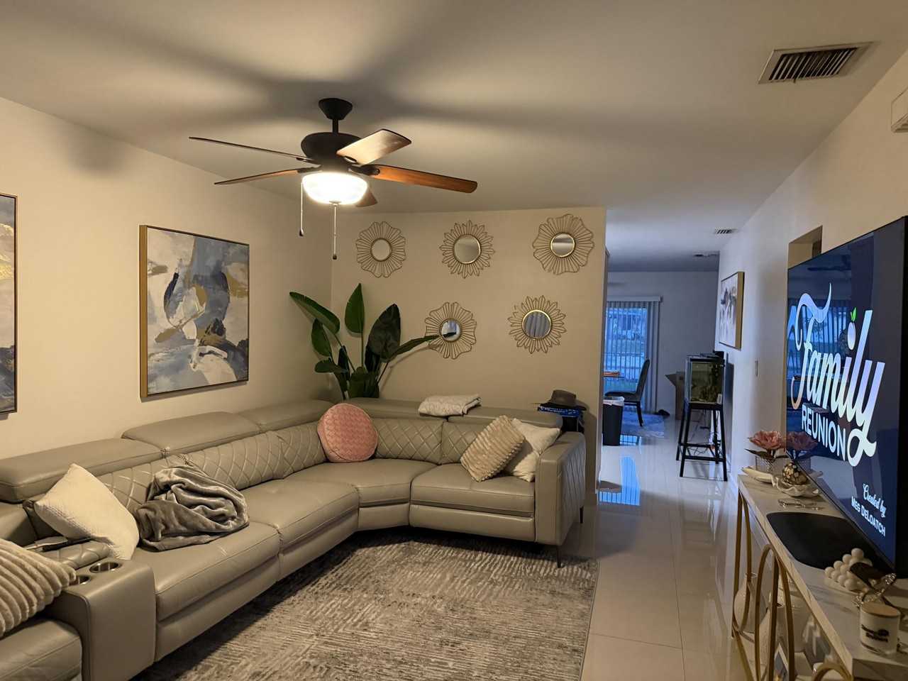 7610 Nw 73rd Ter - Photo 2 of 17