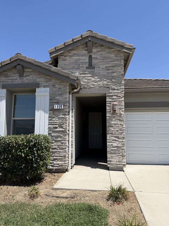1908 E Monte Vista Ave #1 - Photo 5 of 50