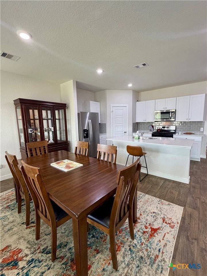 115 Rosa Rd - Photo 6 of 23