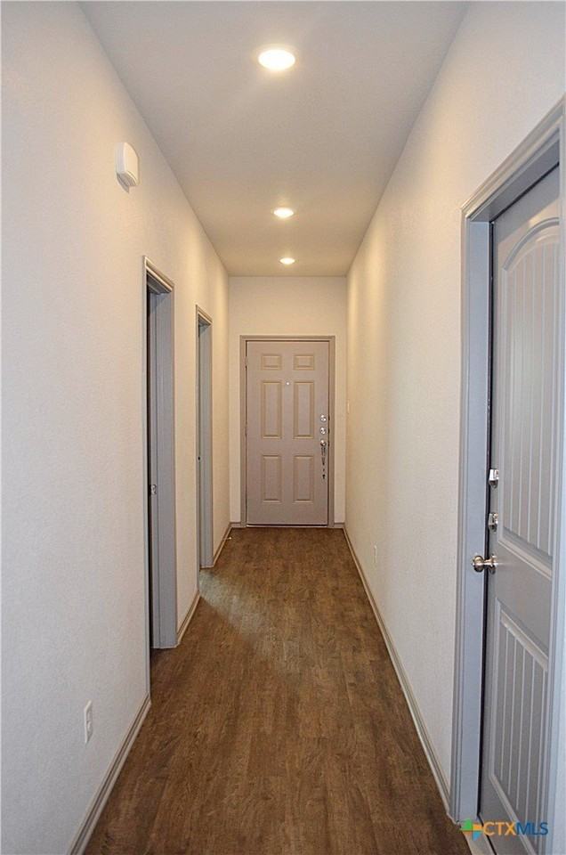 334 Green Valley Dr - Photo 3 of 26