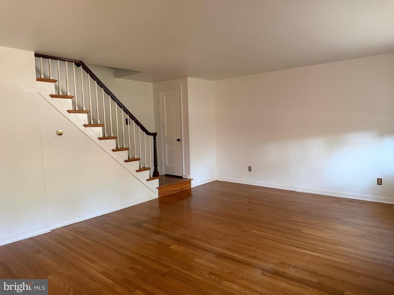 114 Alders Dr - Photo 3 of 20